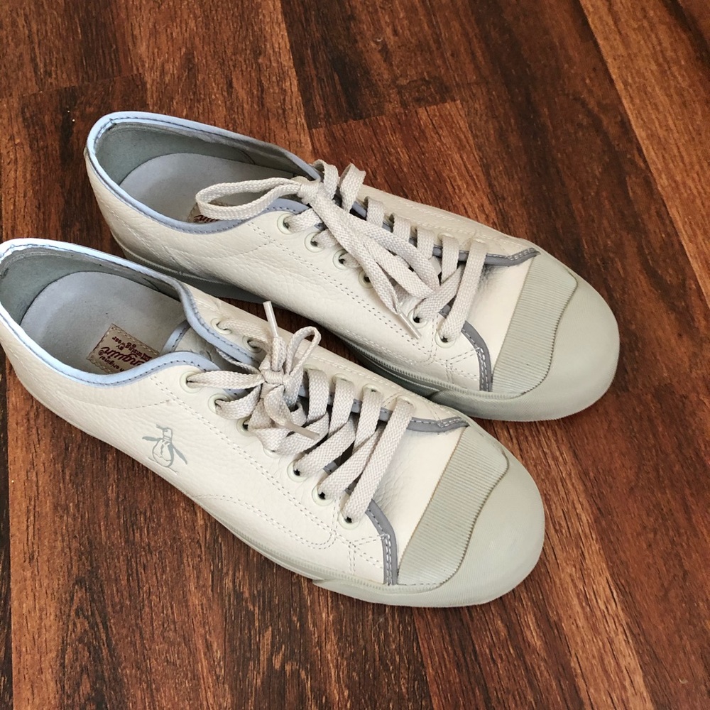 Penguin leather shoes size 9